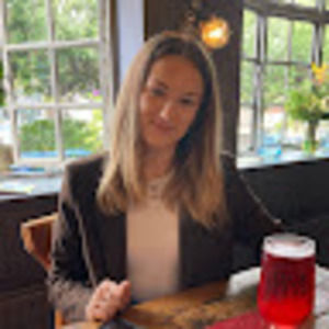 Meet your Posher, Amelia